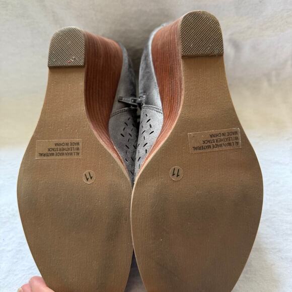 Report Granger 11 Gray Cut Out Wedge Booties Ankle Boots - Picture 6 of 7